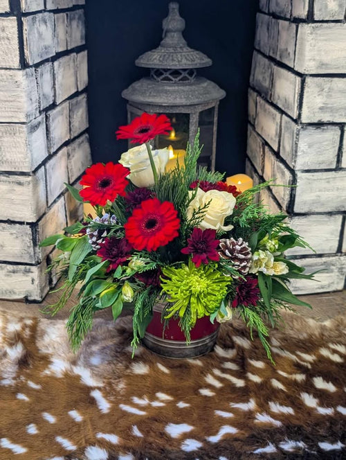 Christmas Centerpiece Arrangements & Wreaths
