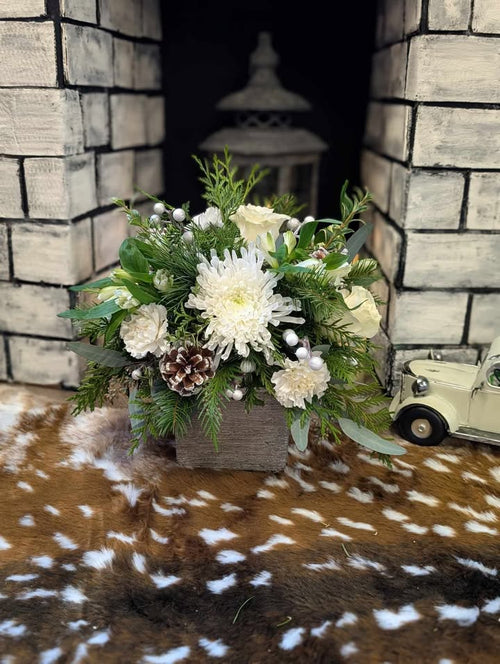 Christmas Centerpiece Arrangements & Wreaths